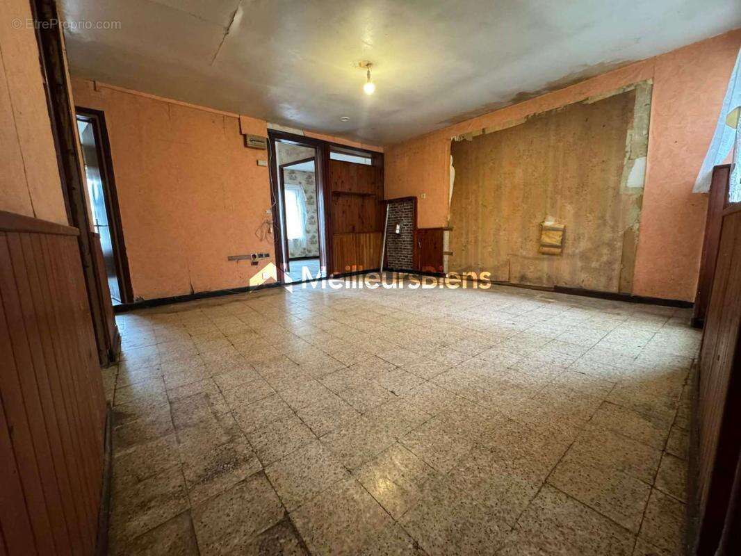 Maison à RECQUIGNIES