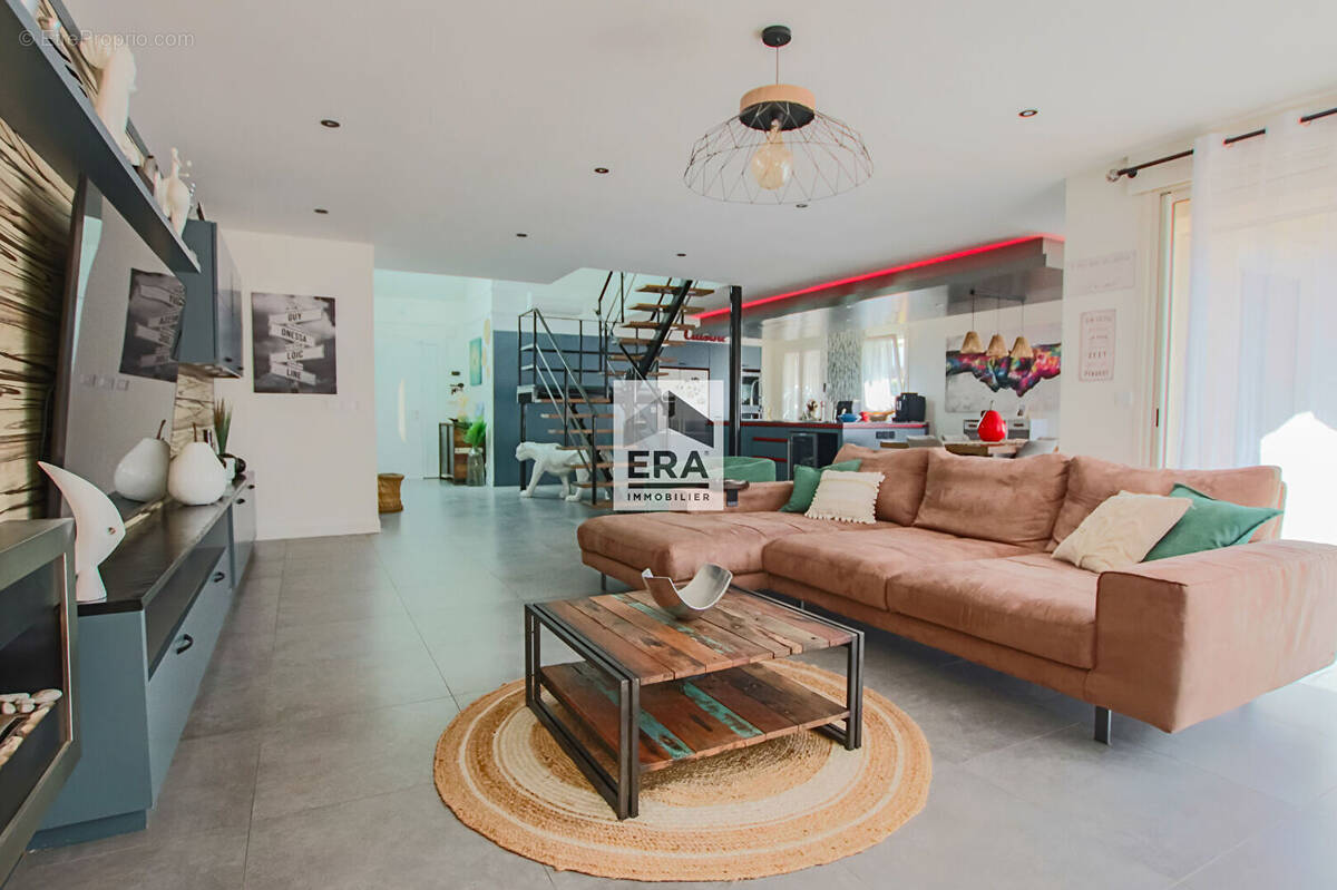 Maison à SAINT-GERMAIN-LES-CORBEIL