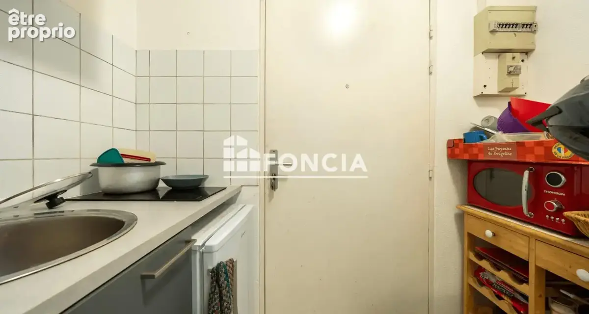 Investissement locatif à Avignon : studio meublé loué, proche centre-ville, résidence fermée et sécurisée, rendement brut 6,6 % - photo 5