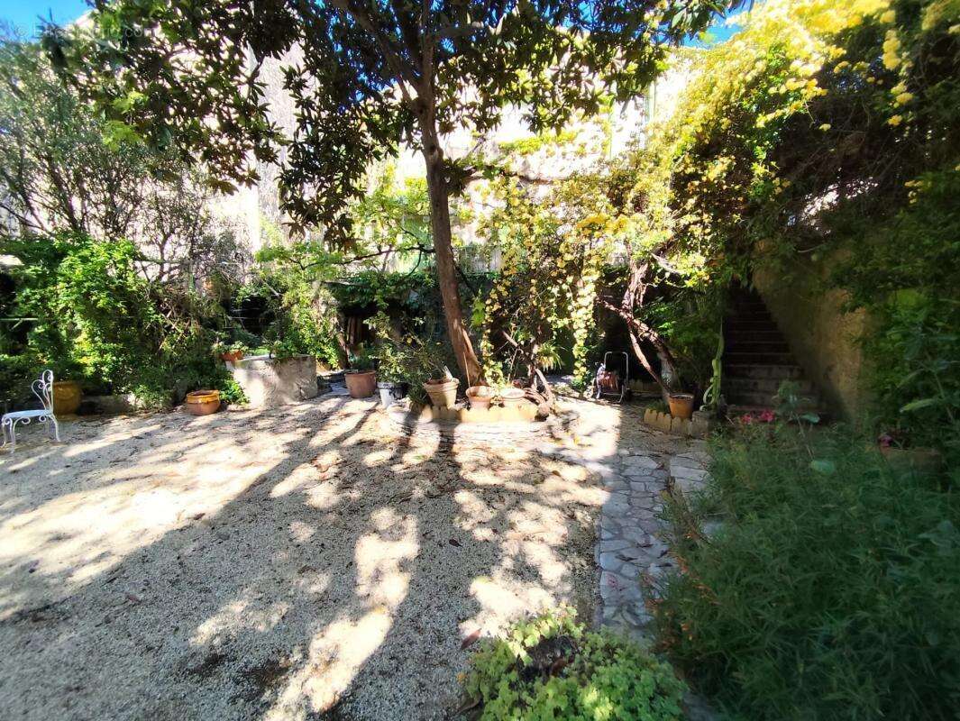 Maison de 5 pièces de 134 m² à Pézenas - photo 3