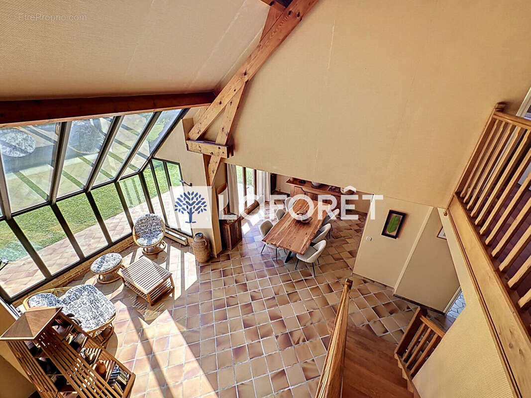 Maison à FEUCHEROLLES