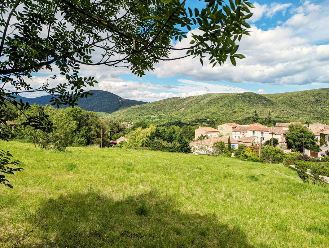 Terrain à LE PRADAL