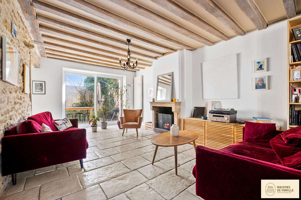 Maison à FONTENAY-LE-FLEURY