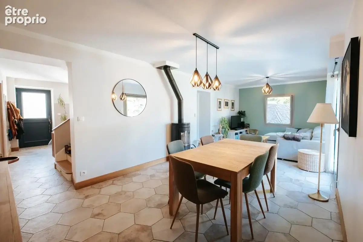 Maison 162 m² à Bourdeau  - photo 7