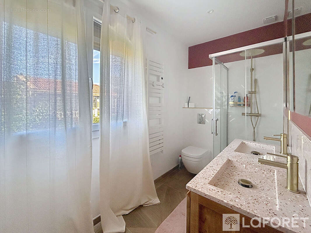 Maison à SAUSSET-LES-PINS