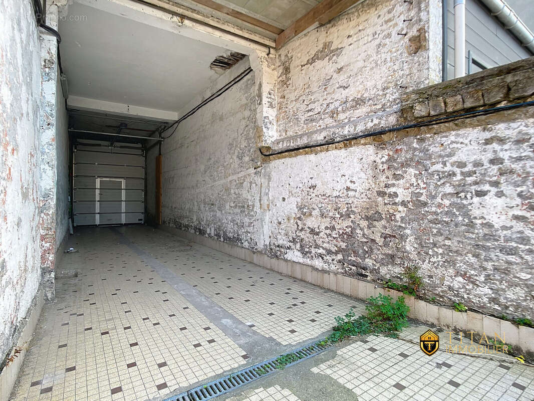 Atelier de 40 m² à Coudekerque-Branche Titan immobilier - Appartement à COUDEKERQUE-BRANCHE