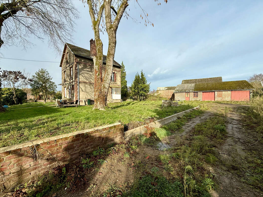 Maison à MEHARICOURT
