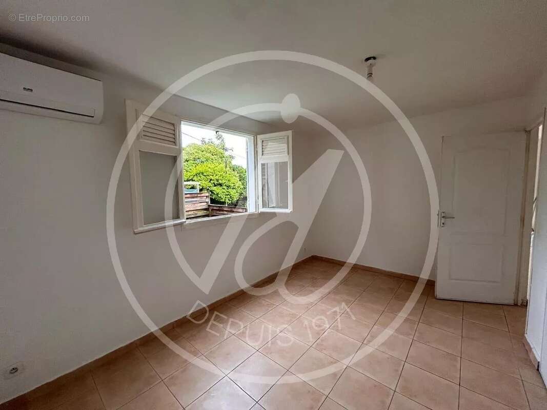 Appartement à LE GOSIER