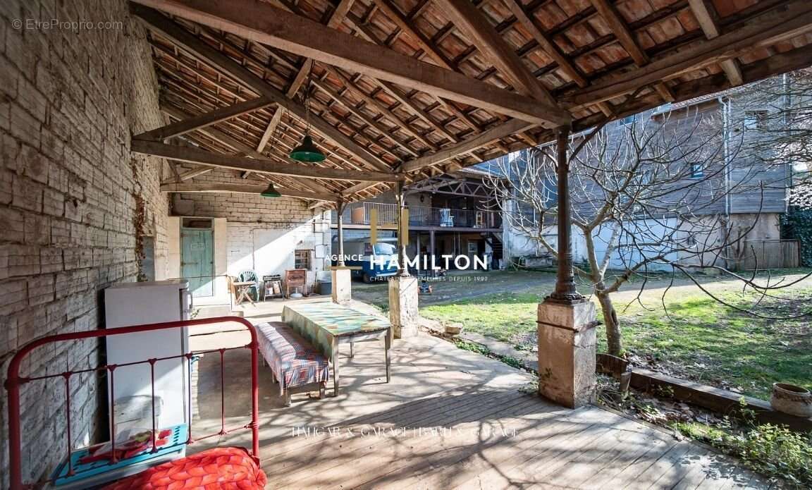 Maison à MILHARS