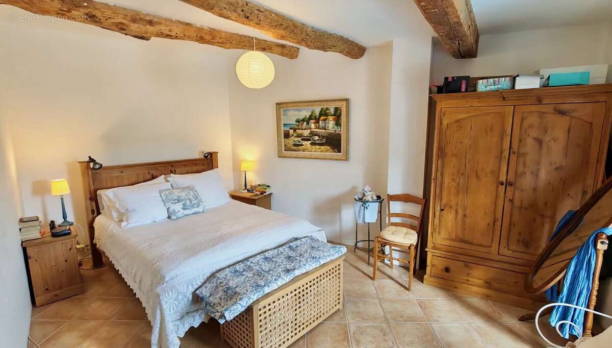 Maison de village de caractère avec piscine, garage et vue dégagée à deux pas de Pézenas - photo 14