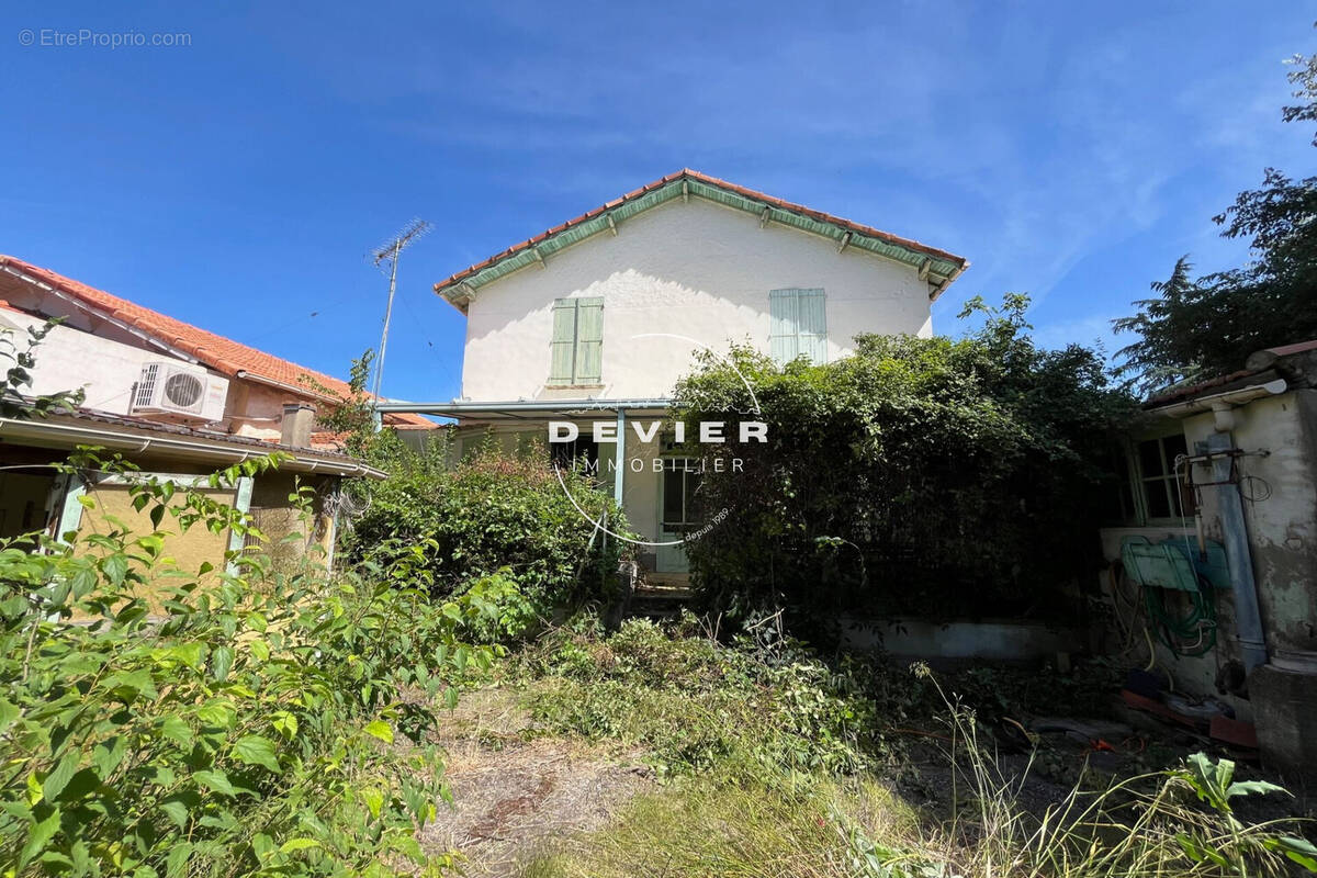 Maison à NIMES