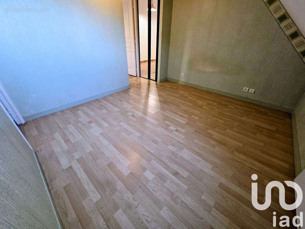 Photo 5 - Appartement à LA CHAPELLE-EN-SERVAL