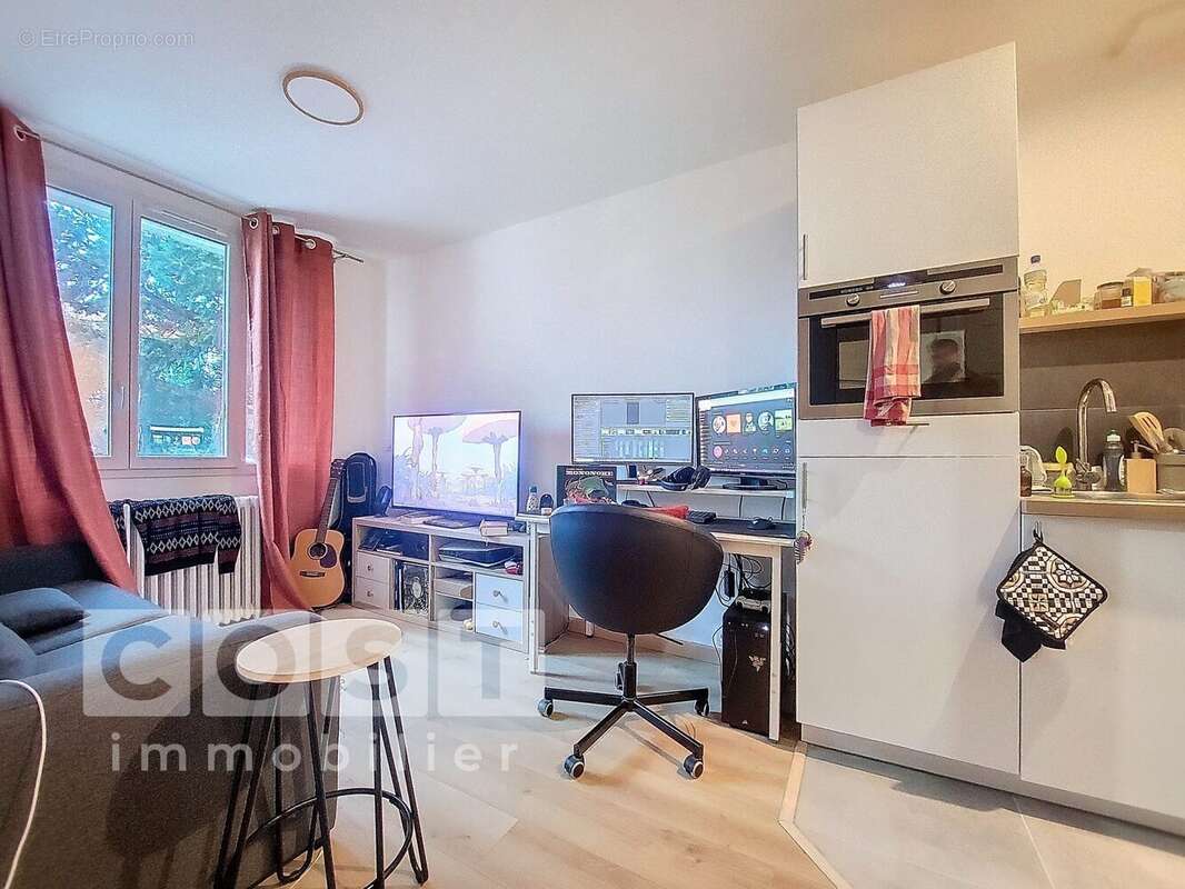 Appartement à COLOMBES