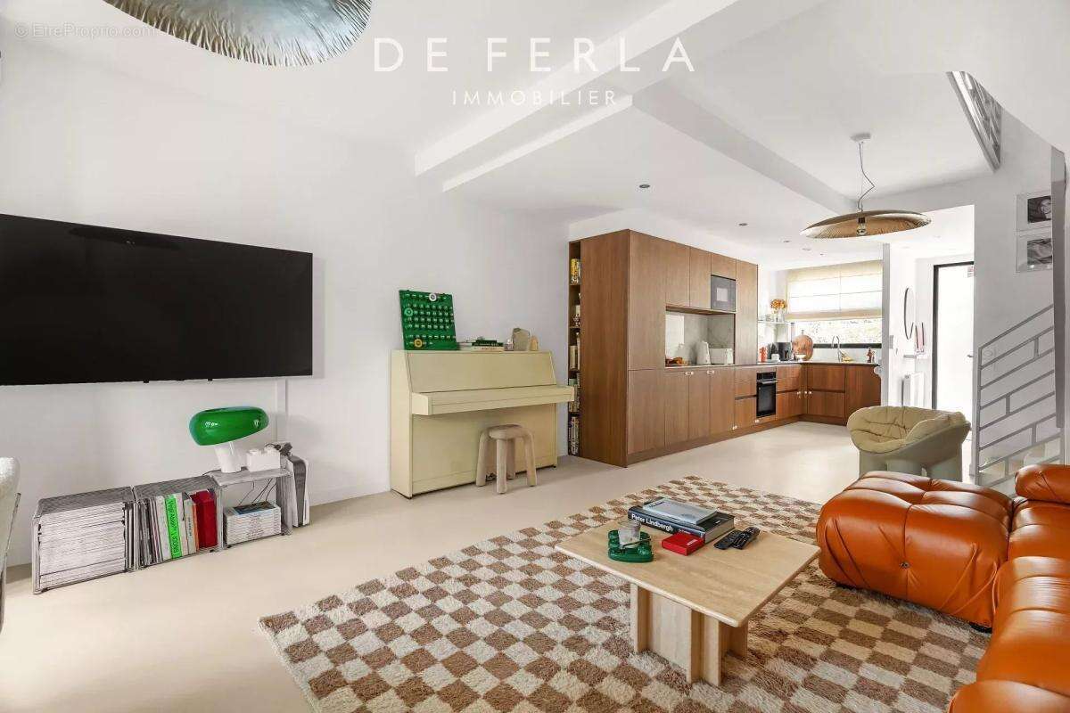 Appartement à SAINT-MAUR-DES-FOSSES