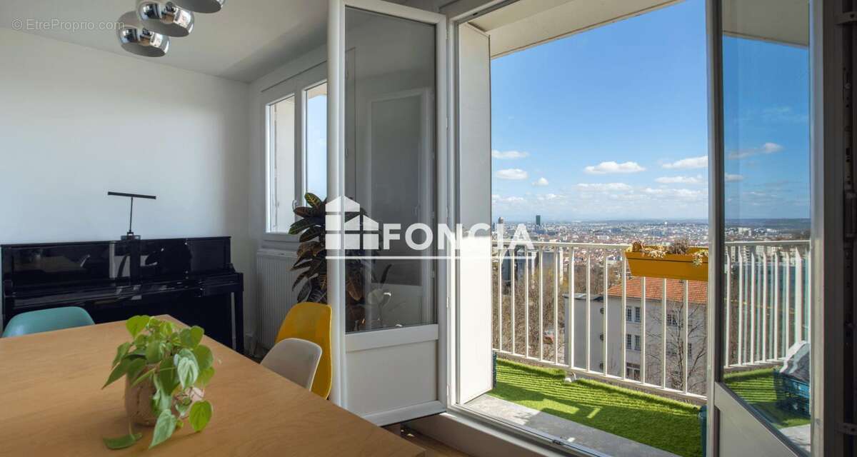 Appartement à LYON-5E