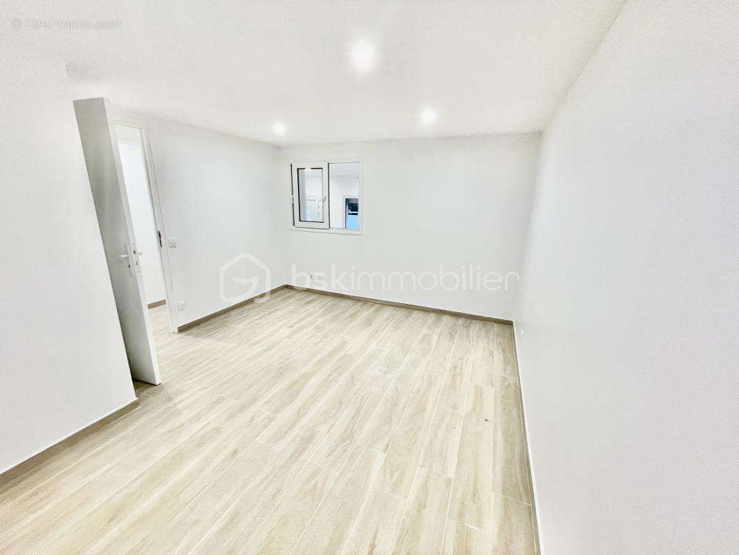 Appartement à FONTENAY-SOUS-BOIS