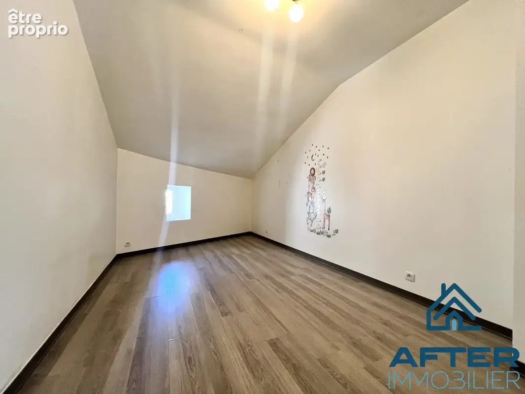 Maison 4 pièces 91 m² à vendre à Rambervillers (88700) - photo 8