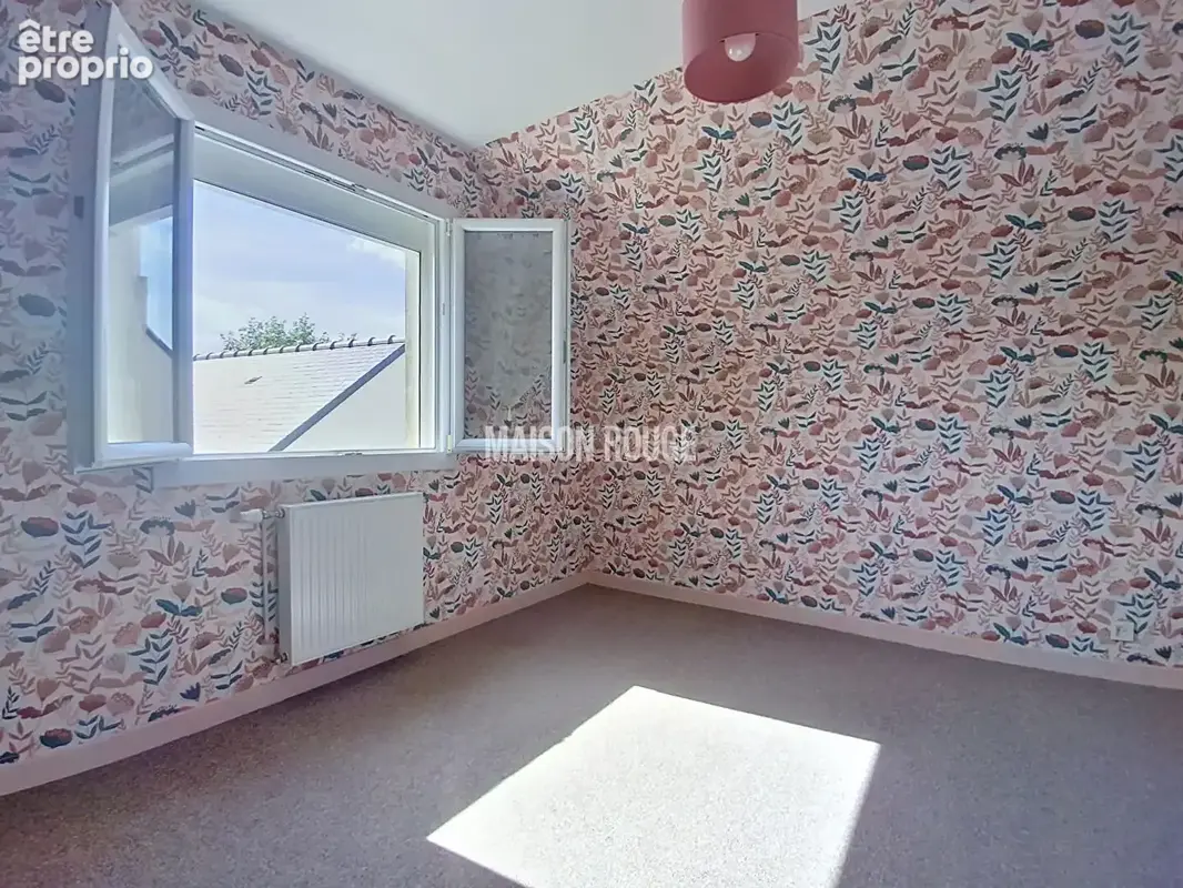 INVESTISSEMENT LOCATIF - Maison entièrement rénovée à proximité du Bourg de Ploufragan - Au calme en impasse - photo 10