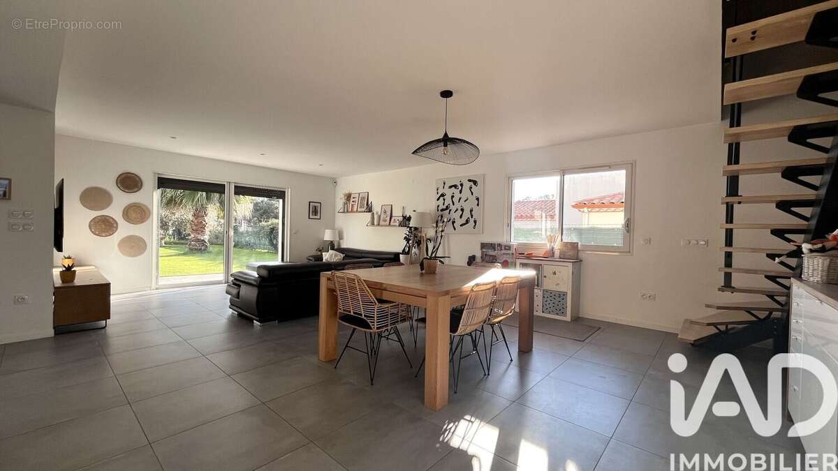 Photo 7 - Maison à BEAULIEU