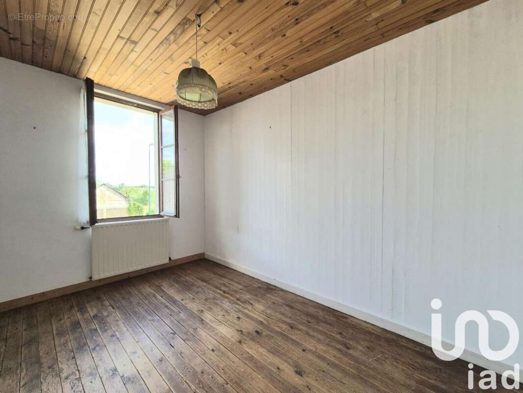 Maison 120 m² à Cersay  - photo 6