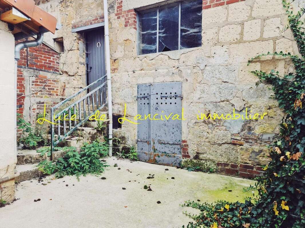 Maison 113 m² à Saint-Gobain  - photo 3