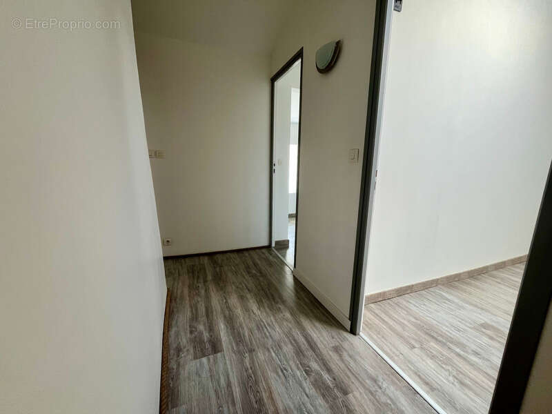 Maison à SAINTE-GEMME-LA-PLAINE