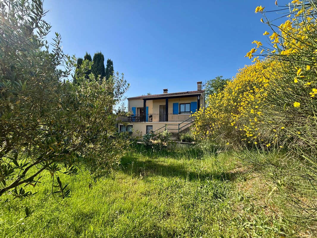 Maison à GRIGNAN