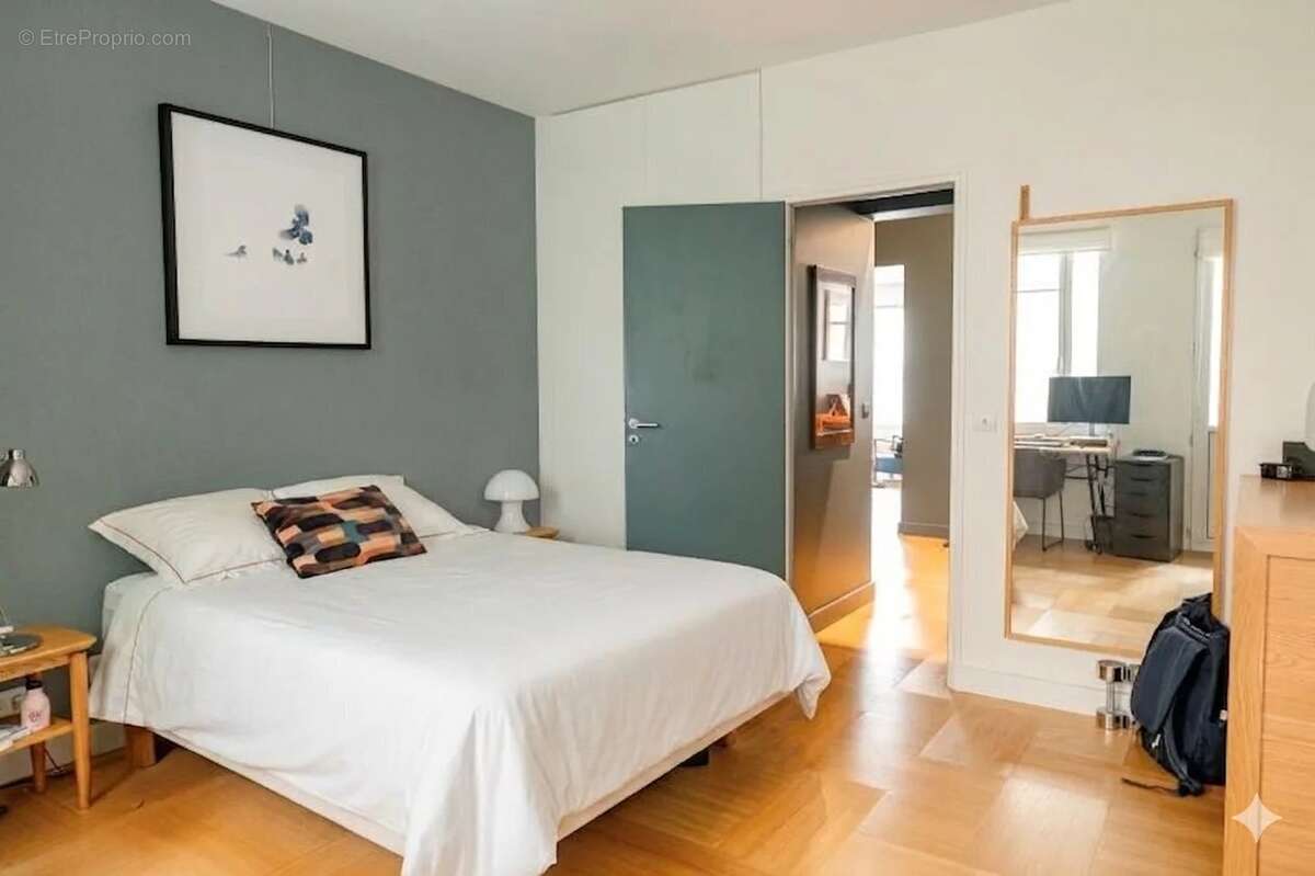 Cœur de Passy, bel appartement rénové, au calme, très lumineux,  jolie vue dégagée, ambiance village - photo 14