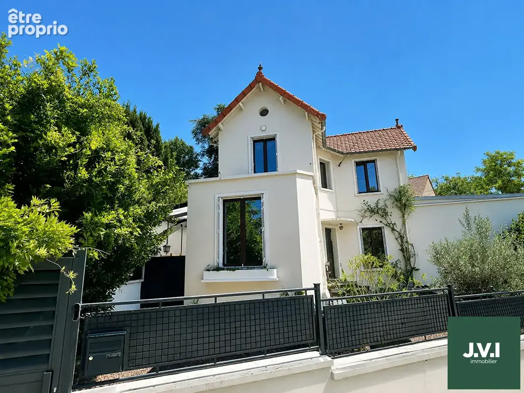 Maison à MONTMORENCY