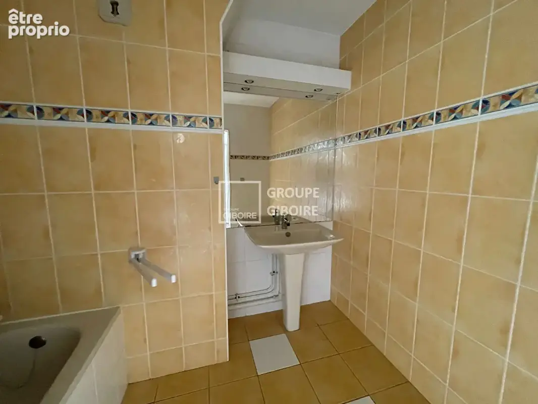 A vendre - Agence Giboire - Appartement 3 pièces à vendre à Rennes Thabor - Réf. 27181 - photo 6