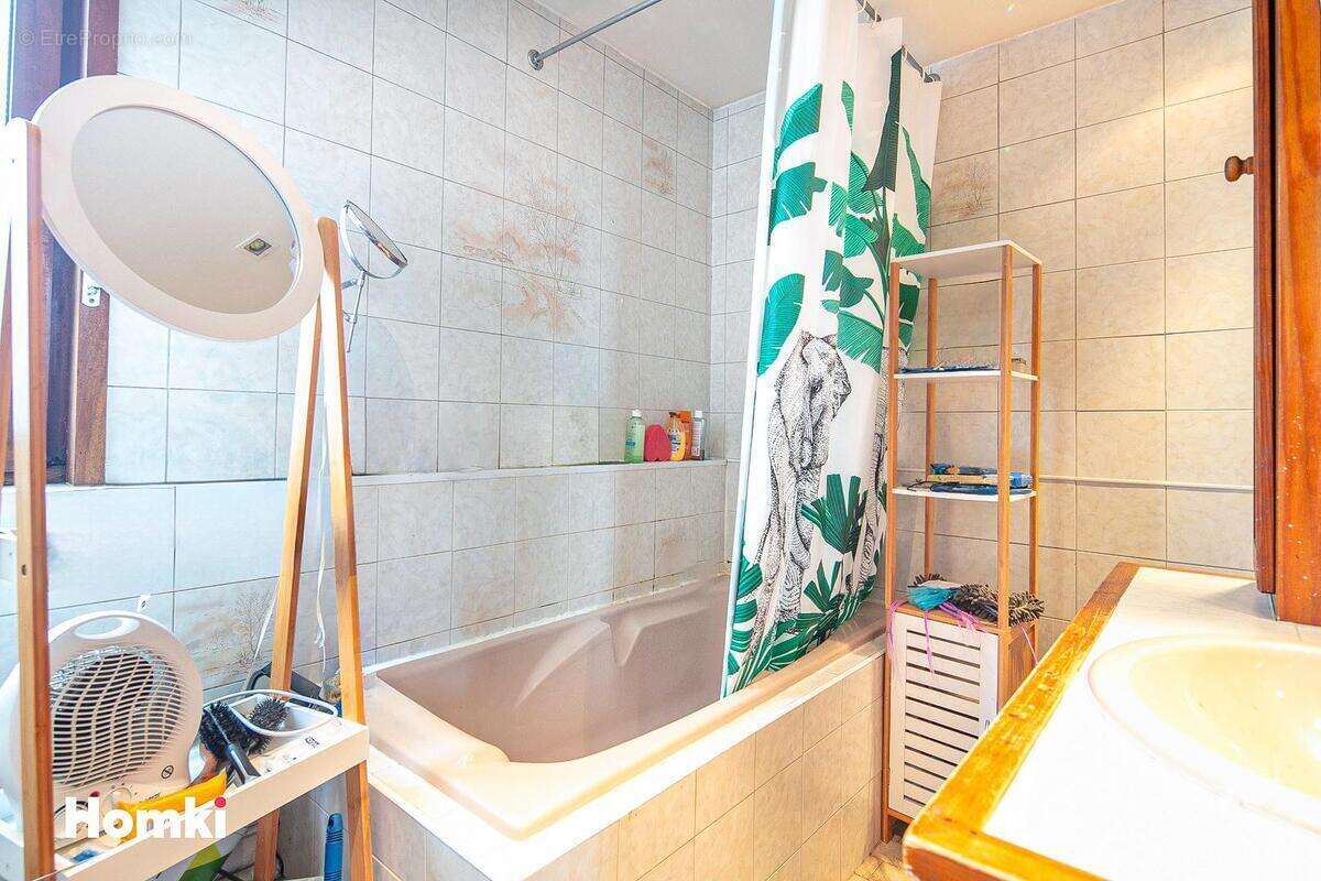 Appartement à SAINT-MARTIN-D'HERES