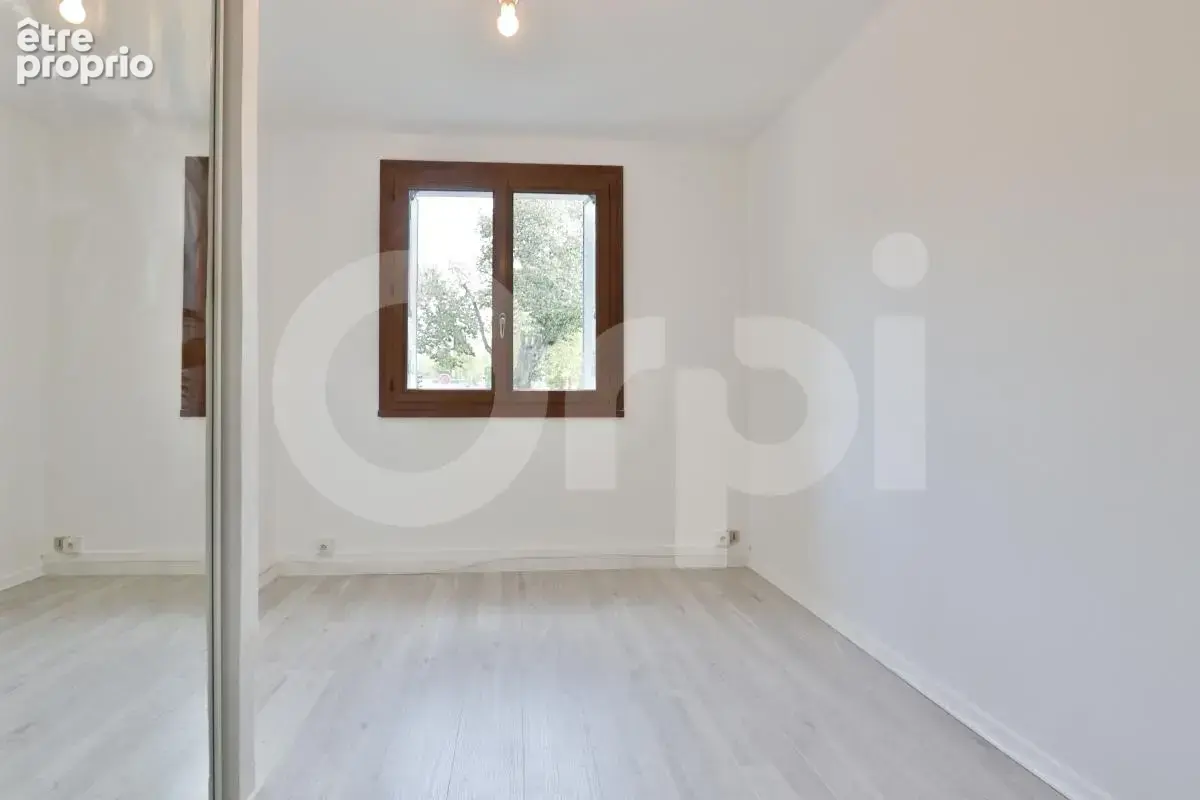 A VENDRE Coup de cœur garanti – Place St Luc - photo 7