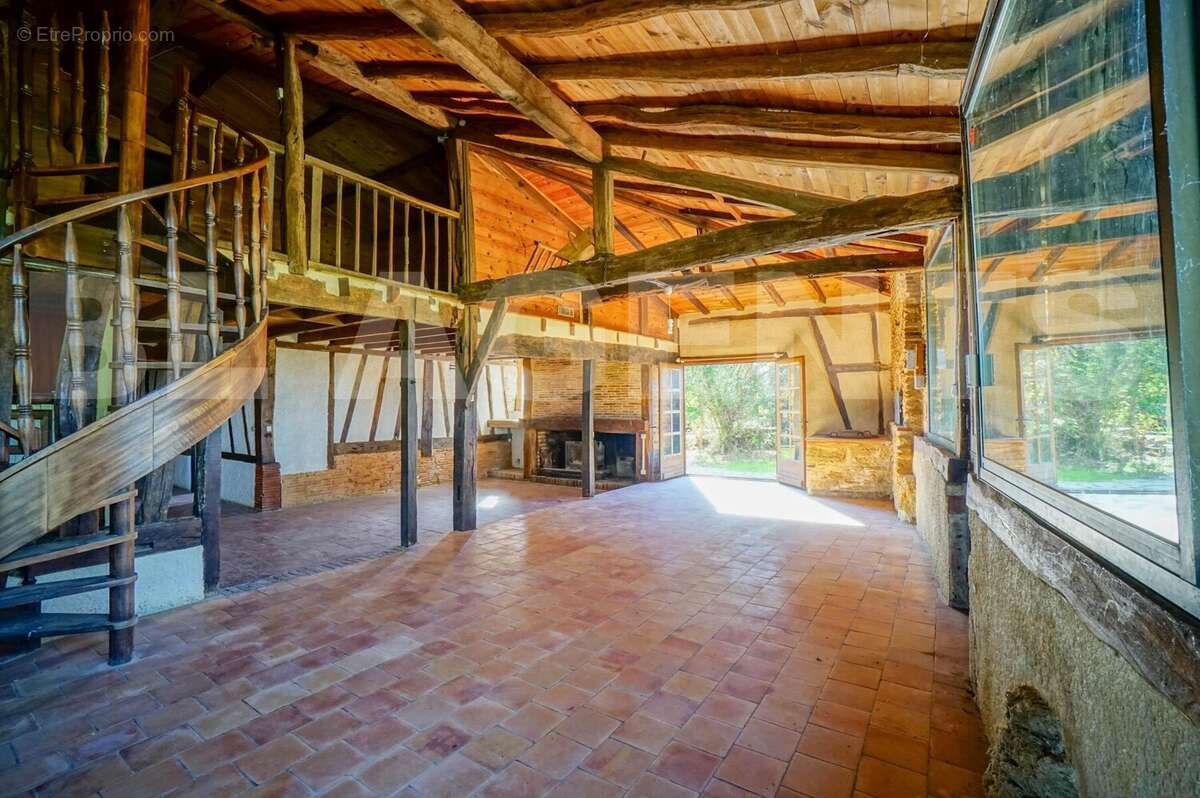 5 - Maison à MONCLAR