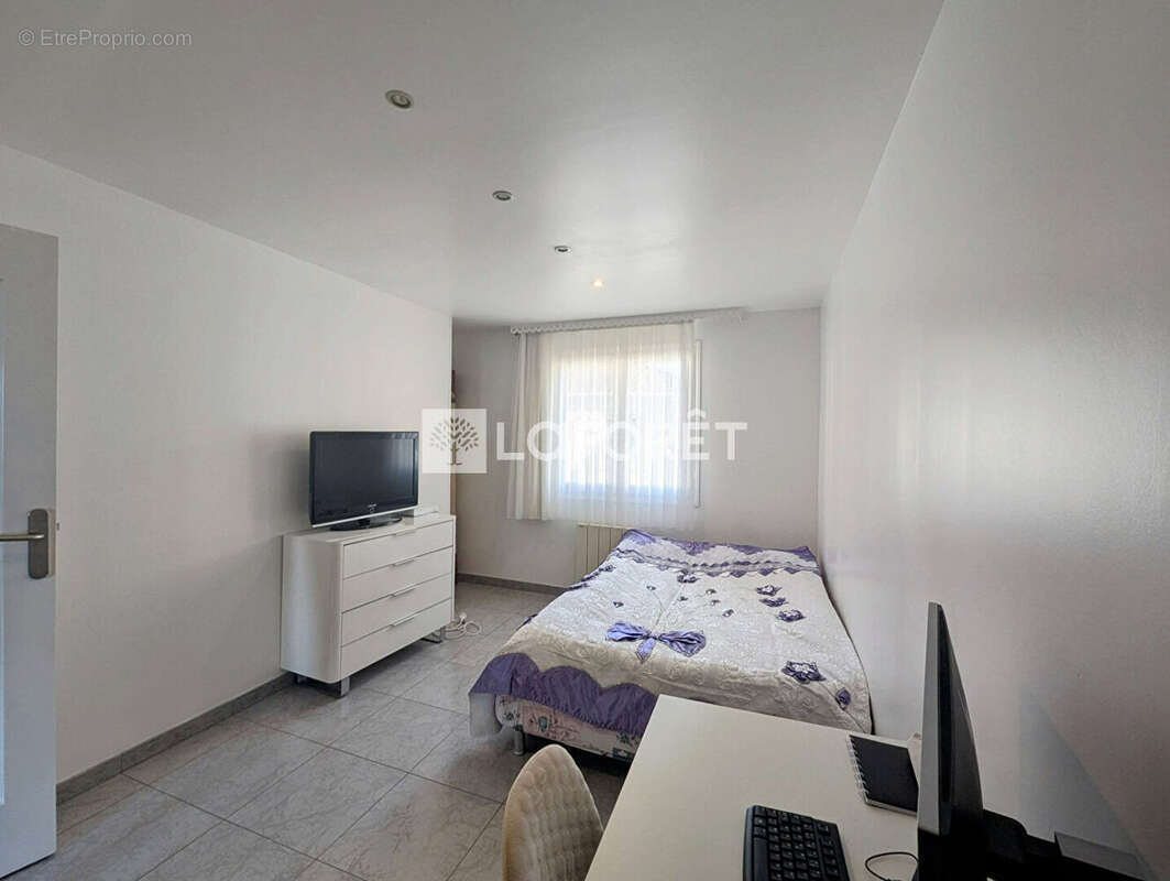 Maison à VILLIERS-LE-BEL