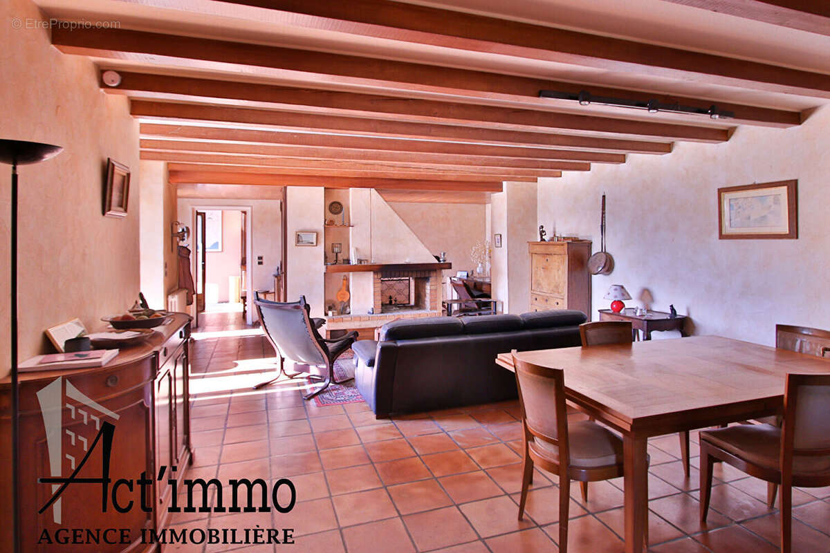 Maison à CLAIX