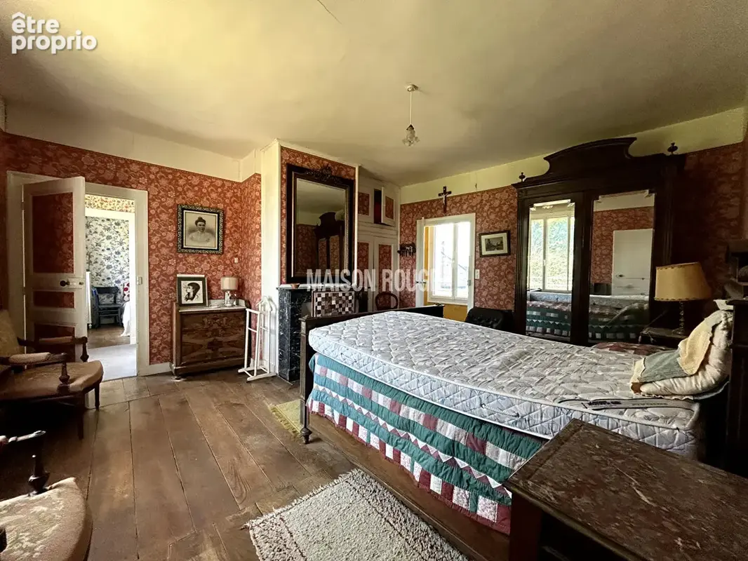 A vendre Manoir du 17ème de 425 m² environ plus 400 m² ( 5 logements indépendants) sur 11 hectares - photo 11