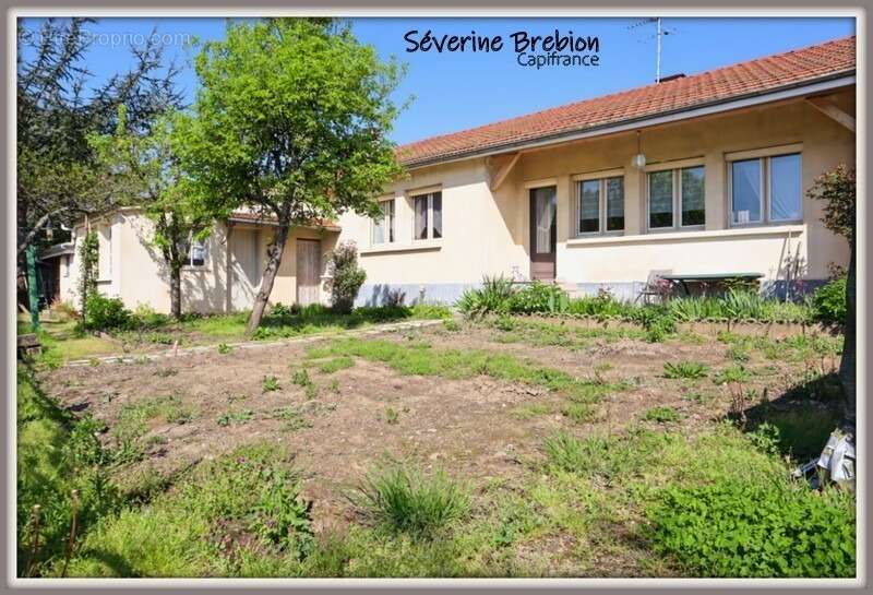 Maison à LA MONNERIE-LE-MONTEL