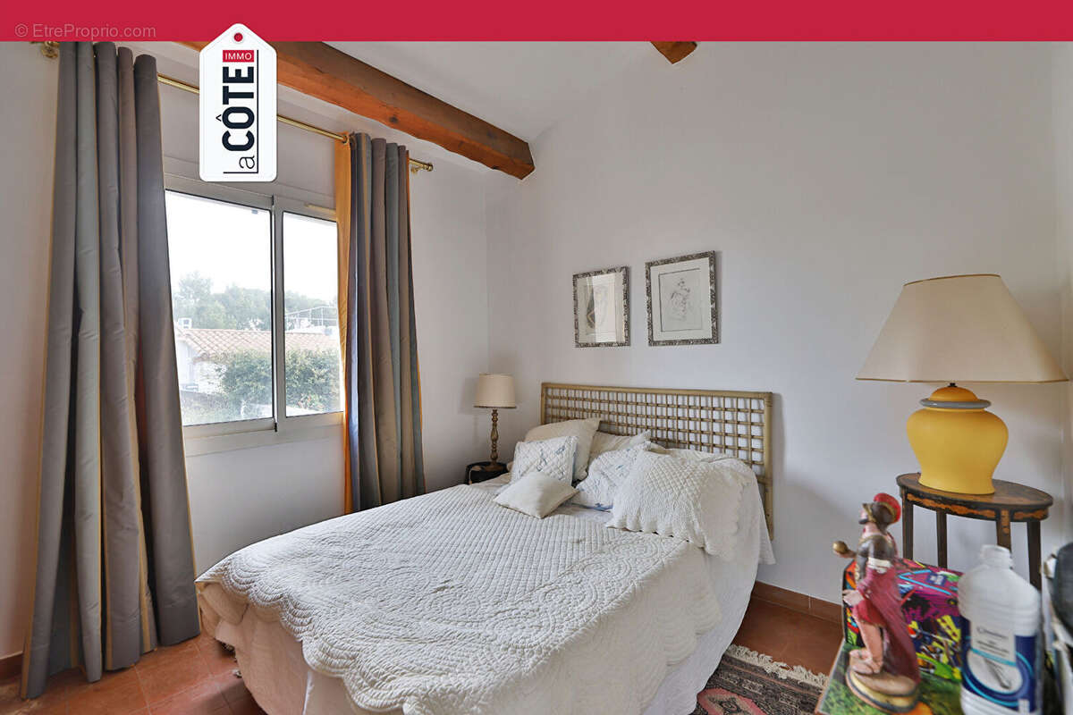 Maison à SAUSSET-LES-PINS