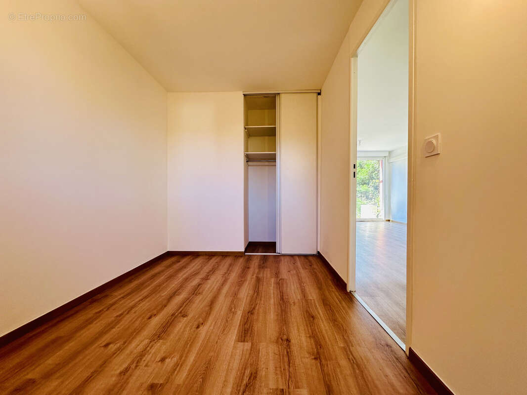 Appartement à LATTES