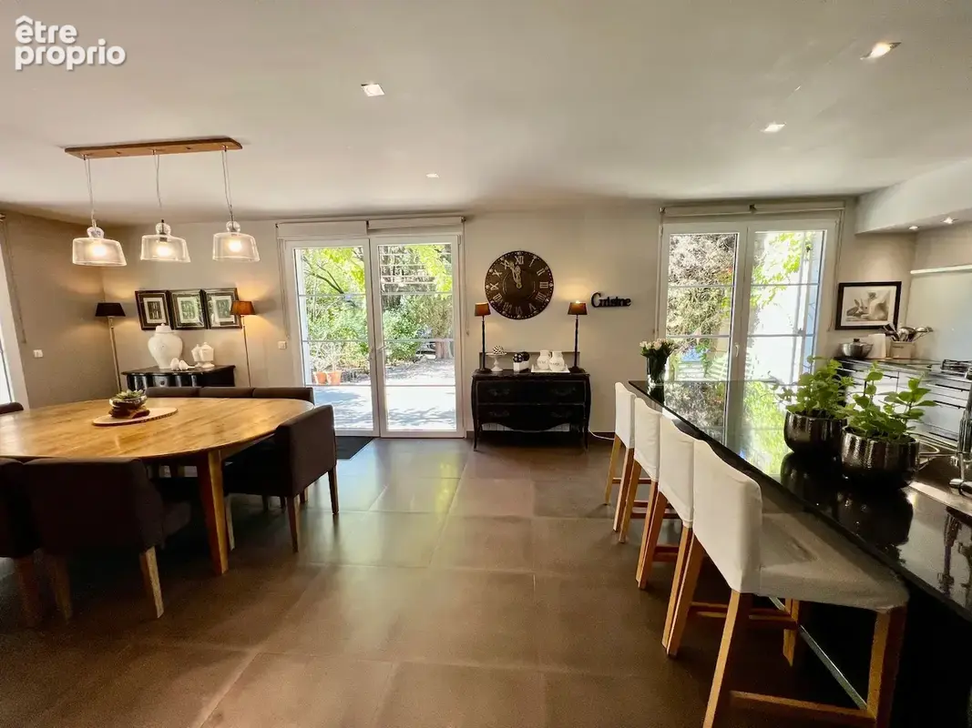Villa moderne de 346m2 pleine de charme, au calme absolu situé à 500 mètres de Mougins - photo 12