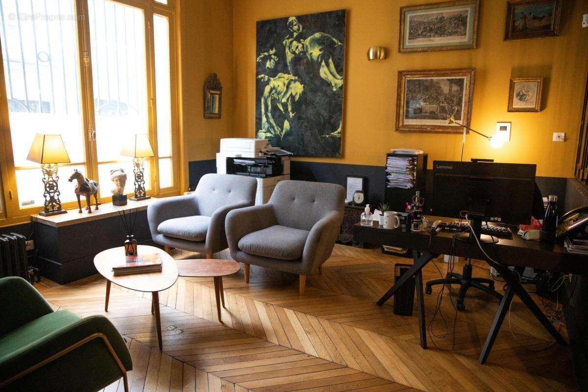 Maison à PARIS-17E