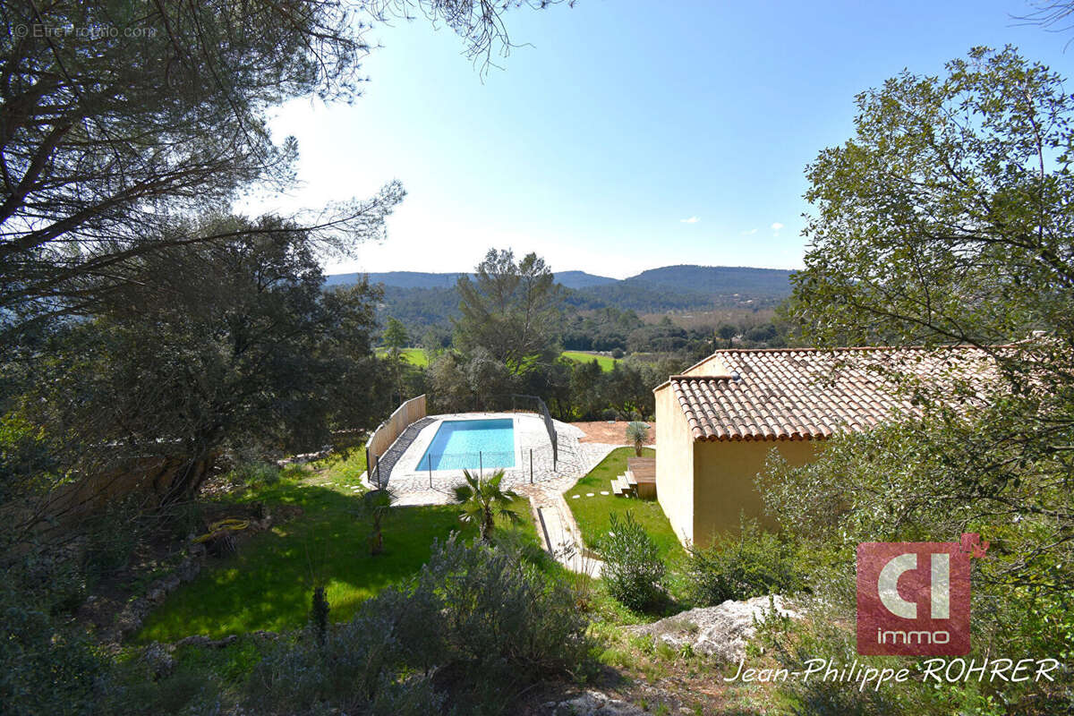 Maison à SAINTE-ANASTASIE-SUR-ISSOLE