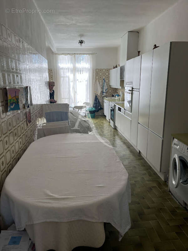 Maison Nimes 7 pièce(s) 257.42 m2 - photo 7