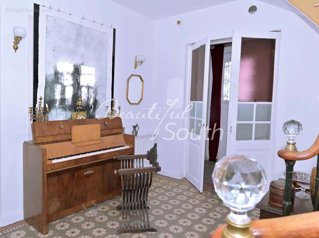 Maison de maître avec dependance, parc et piscine, proche perpignan - photo 10