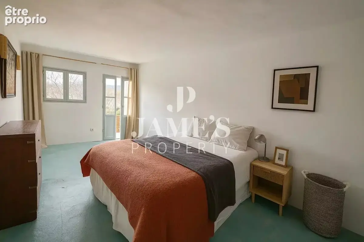 Maison 3 pièces 220 m² à vendre à Eygalieres (13810) - photo 3