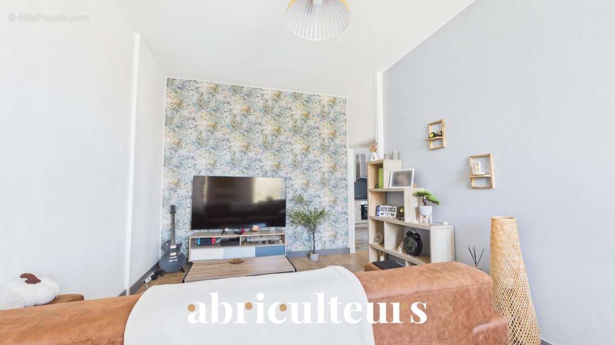 Appartement à SAINT-SAVINIEN