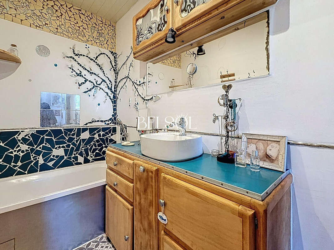 Maison à MONTESQUIEU-DES-ALBERES