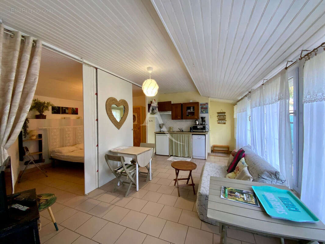 Maison à JONZAC