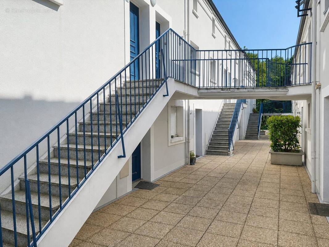 Appartement à BUSSY-SAINT-GEORGES
