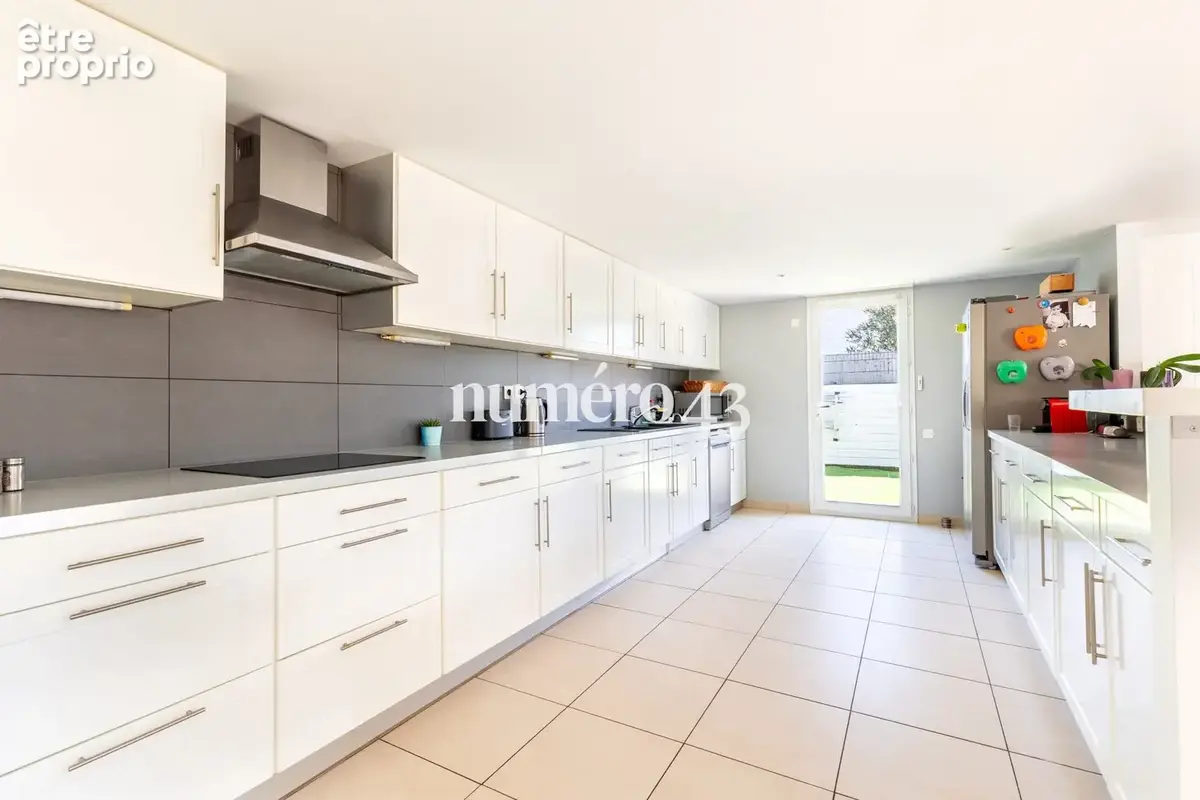Maison 8 pièces 175 m² à vendre à Vendays-Montalivet (33930) - photo 6